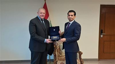 السفير المصري في بغداد يلتقى مع وزير النقل العراقي