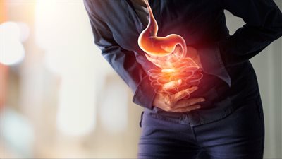 أسباب حموضة المعدة.. 6 عوامل محفزة و5 علامات خطر