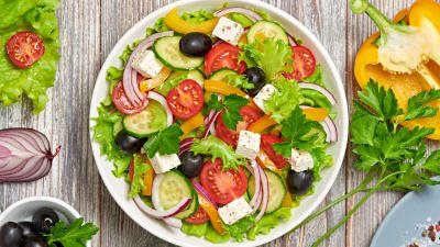 أفكار سلطات رمضانية.. 5 مقبلات رائعة ومشبعة لسفرة صحية