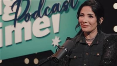  منى زكي تتحدث عن حبها لـ أحمد حلمي: العلاقات الزوجية بعد ٢٠ سنة رائعة 