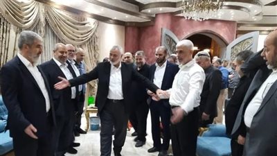 إعلام عبري: إسرائيل تدرس طلب حماس بعدم اغتيال قادتها إذا خرجوا للمنفى