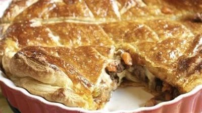  مكونات فطيرة اللحم المفروم.. والخطوات 