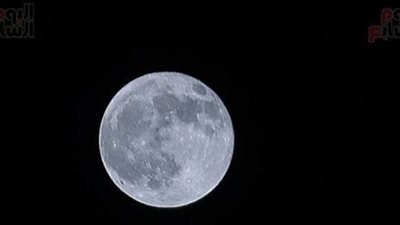 لماذا لم يشاهد أول خسوف للقمر في 2024 داخل مصر؟.. أستاذ فلك يوضح