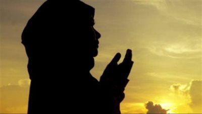  أجمل الأدعية لزوجكِ في شهر رمضان الكريم.. اللهم إني أعوذ بك وزوجي من جهد البلاء