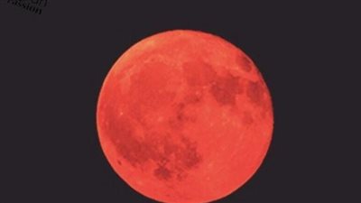 دعاء خسوف القمر.. اللهم لا تؤاخذنا بذنوبنا