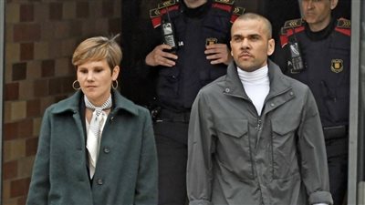 قدرها مليون يورو.. كشف اللاعب الذي دفع كفالة داني ألفيس