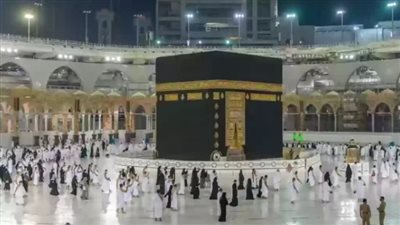 موعد صلاة التهجد في الحرم المكي 1445 – 2024.. وقائمة الأئمة