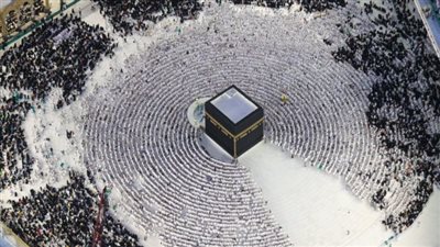 القيام.. جدول أئمة صلاة التهجد في الحرم المكي في العشر الأواخر من رمضان