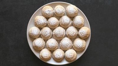 طريقة عمل الكحك الناعم للشيف حسن.. تركات وأسرار خاصة لنعومة الكعك