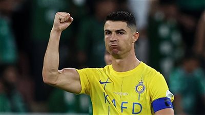 رونالدو يظهر 