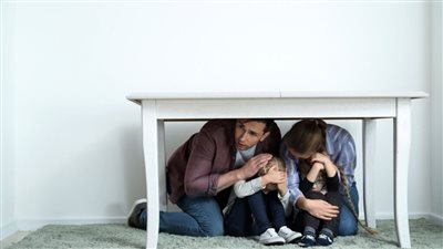 كيف تحمى نفسك من مخاطر الزلازل؟