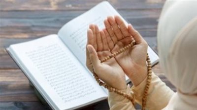 في ليلة الـ 25.. أدعية قصيرة مستجابة في رمضان 2024
