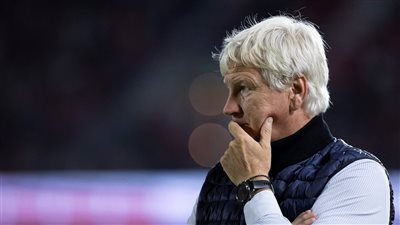 خلفًا لـ سونج.. تعيين مارك بريس مدربا لمنتخب الكاميرون