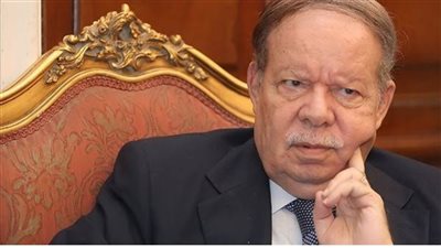 وفاة أحمد فتحي سرور رئيس مجلس الشعب المصرى الأسبق