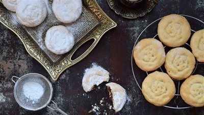 طريقة عمل الكحك بالمقادير.. كعك سادة وبالعجوة وبالملبن والمكسرات