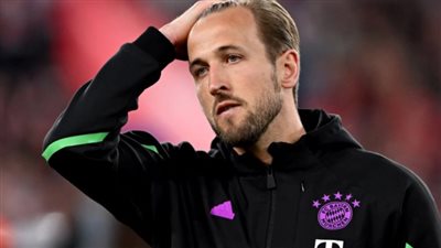 ثلاثة من أبنائه أصيبوا بجروح.. ماذا حدث للمهاجم الإنجليزي هاري كين بعد حادث سيارة في ألمانيا؟ (صور)