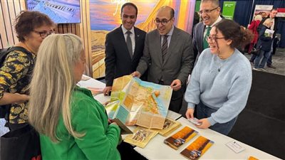 السفارة المصرية في كندا تفتتح الجناح المصري بمعرض أوتاوا للسياحة والسفر
