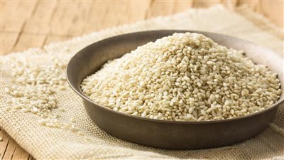 ما هى فوائد السمسم الأبيض؟.. تعرف على أهميته لخفض ضغط الدم