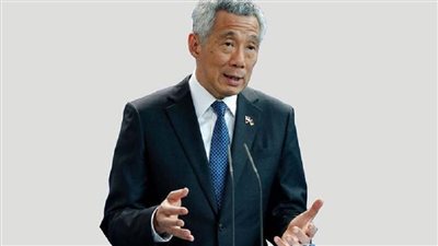 رئيس وزراء سنغافورة يقرر التنحي عن منصبه الشهر المقبل