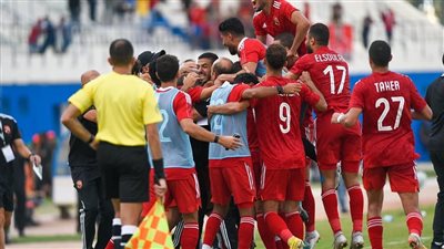  كيف أثارت فرحة لاعبي الأهلي بعد التعادل انتقادات واسعة؟