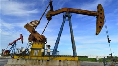 انخفاض أسعار النفط بمعدل ٣.٥٪ وبرنت يسجل ٨٧ دولار للبرميل