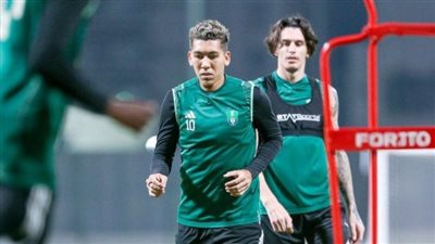 الأهلي يتلقى دفعة قوية قبل مواجهة الهلال في قمة الدوري السعودي