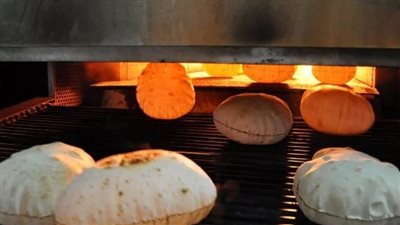  أرقام الإبلاغ عن المخابز غير الملتزمة بخفض أسعار الخبز السياحي