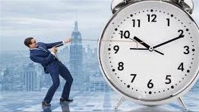 لماذا نعمل بالتوقيت الصيفي في مصر ؟.. خبير يوضح 