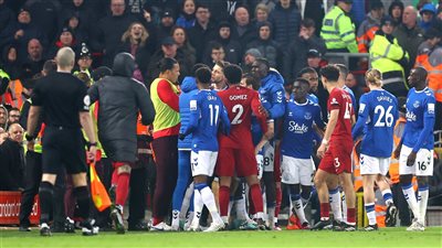 ديربي الميرسيسايد.. ليفربول ضيفًا ثقيلا على جاره اللدود إيفرتون في الدوري الإنجليزي