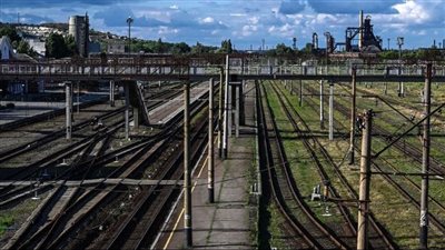 روسيا تضرب خطوط السكك الحديدية الأوكرانية 