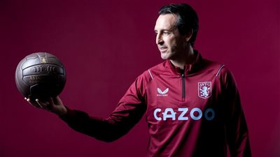 أوناي إيمري يمدد عقده مع أستون فيلا حتى عام 2027