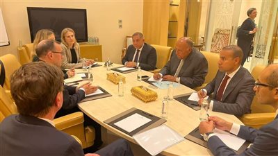 وزير الخارجية يلتقي نظيره النرويجي على هامش أعمال المنتدى الاقتصادي العالمي