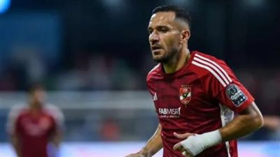  حسم مستقبل علي معلول في النادي الأهلي.. مفاجأة