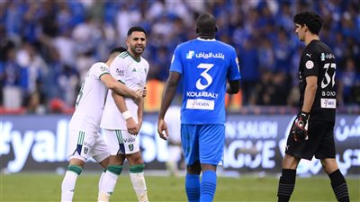 بـ 9 لاعبين دفعة واحدة.. غيابات كلاسيكو الهلال والأهلي في الدوري السعودي