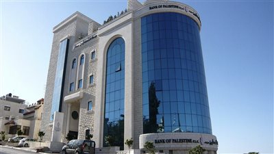  لوموند: مجموعات مسلحة سرقت 66 مليون يورو من فروع لبنك فلسطين بغزة