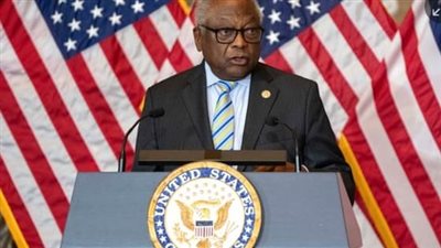 عضو ديمقراطي بارز في الكونجرس يهاجم ترامب ما السبب؟ 