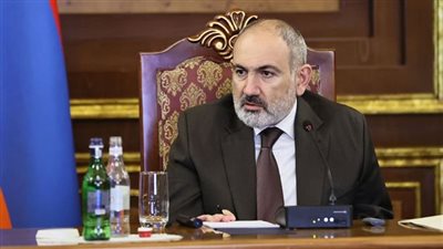 رئيس وزراء أرمينيا يهدد بحظر القنوات التلفزيونية الروسية