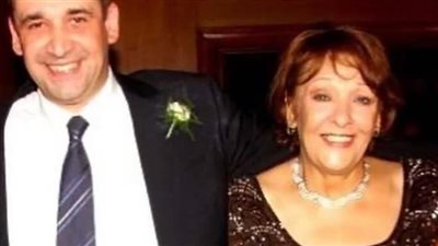 من هي والدة الفنان المصري كريم عبدالعزيز؟