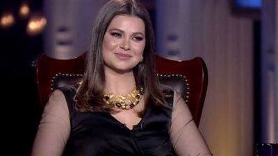 صورة نادرة لـ والدة الفنانة يسرا اللوزي