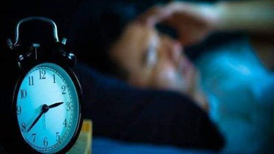 خبراء يكشفون تأثير بعض المشروبات على النوم.. بعيدًا عن القهوة والشاي