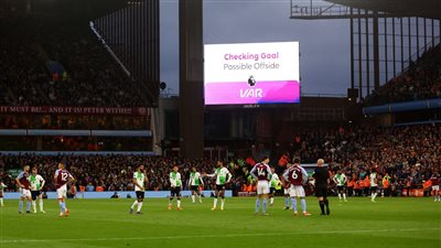 بالأغلبية.. أندية الدوري الإنجليزي تؤيد استمرار تقنية الفيديو