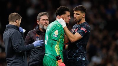 رسميا.. مانشستر سيتي يعلن نهاية موسم إيدرسون