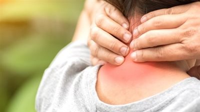 أمراض تسبب آلام الرقبة.. ما هى؟