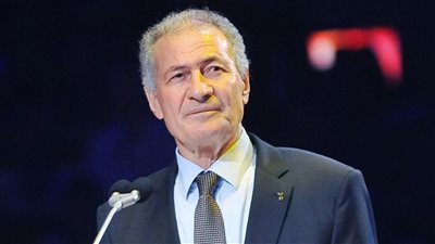 رئيس الاتحاد الدولي لكرة اليد يتعرض لوعكة صحفية مفاجئة في مصر