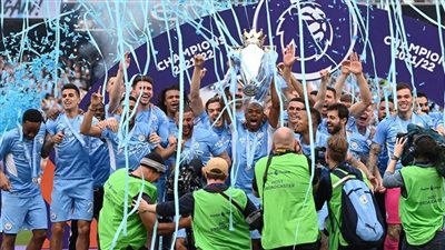 مانشستر سيتي يتوج بطلا للدوري الإنجليزي الممتاز للمرة العاشرة في تاريخه
