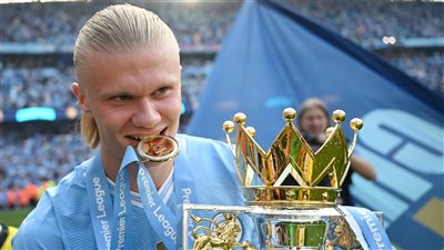 جوائز الدوري الإنجليزي 2024 بعد الختام الرسمي.. فودين الأفضل وهالاند الهداف