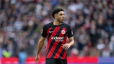 آينتراخت فرانكفورت يعلن خضوع عمر مرموش لعملية جراحية