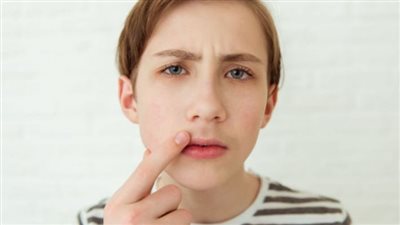 لماذا يتأخر البلوغ عند الذكور أحيانا؟.. السر في الغدد التناسلية