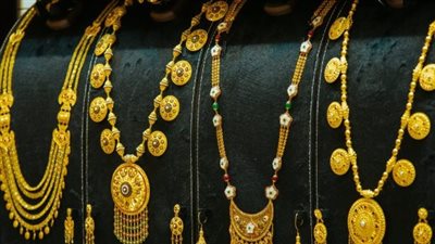 هبوط أسعار الذهب في ختام تعاملات الأسبوع الماضي