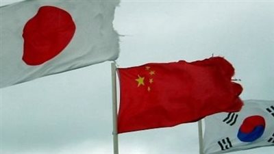 كواليس أول قمة صينية يابانية كورية جنوبية منذ 5 سنوات